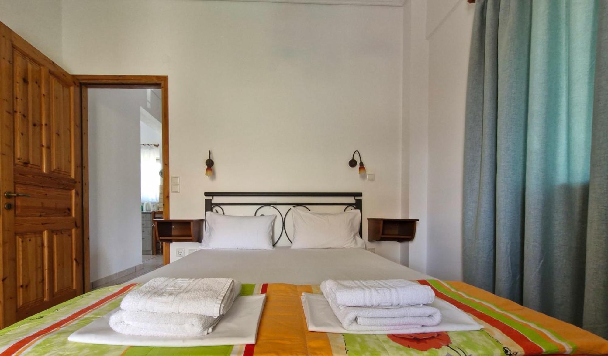 Anna Maria Studios Agios Nikolaos  Luaran gambar