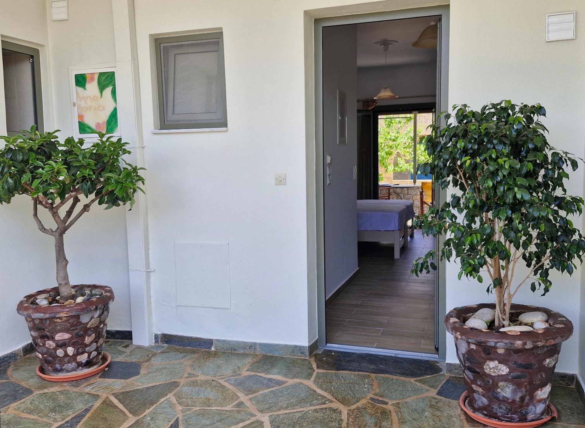 Anna Maria Studios Agios Nikolaos  Luaran gambar