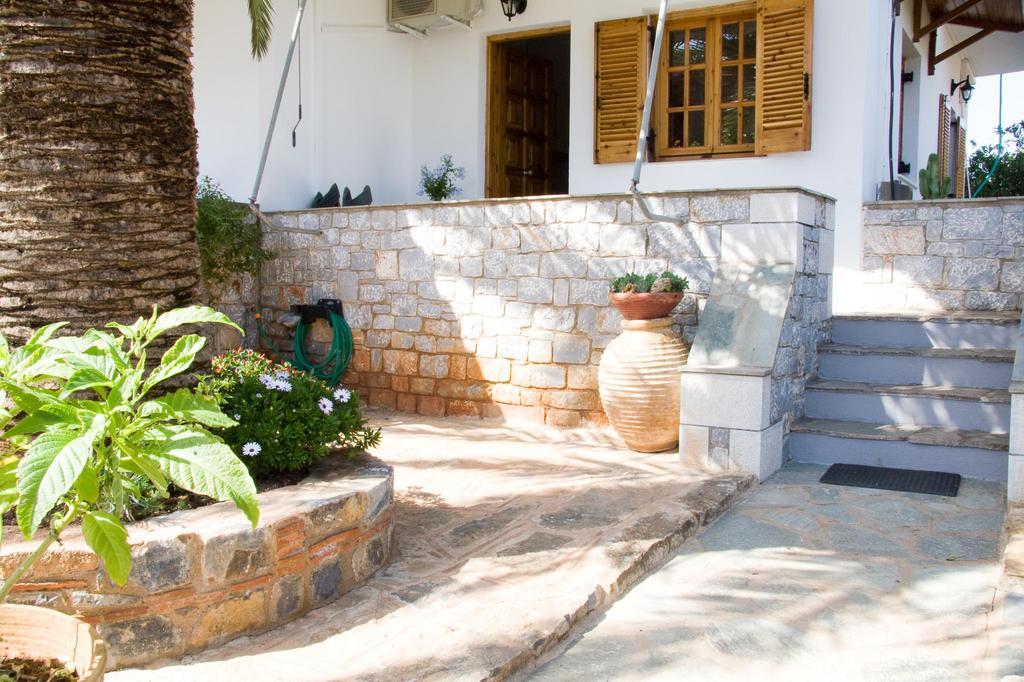 Anna Maria Studios Agios Nikolaos  Luaran gambar
